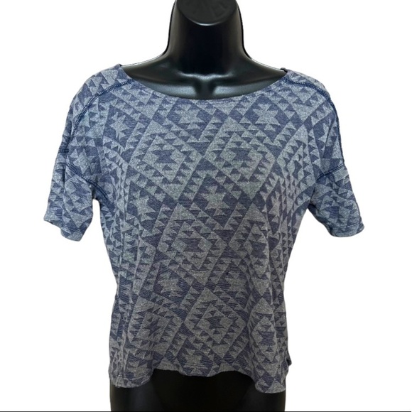 Old Navy Tops - Old Navy Crop Top